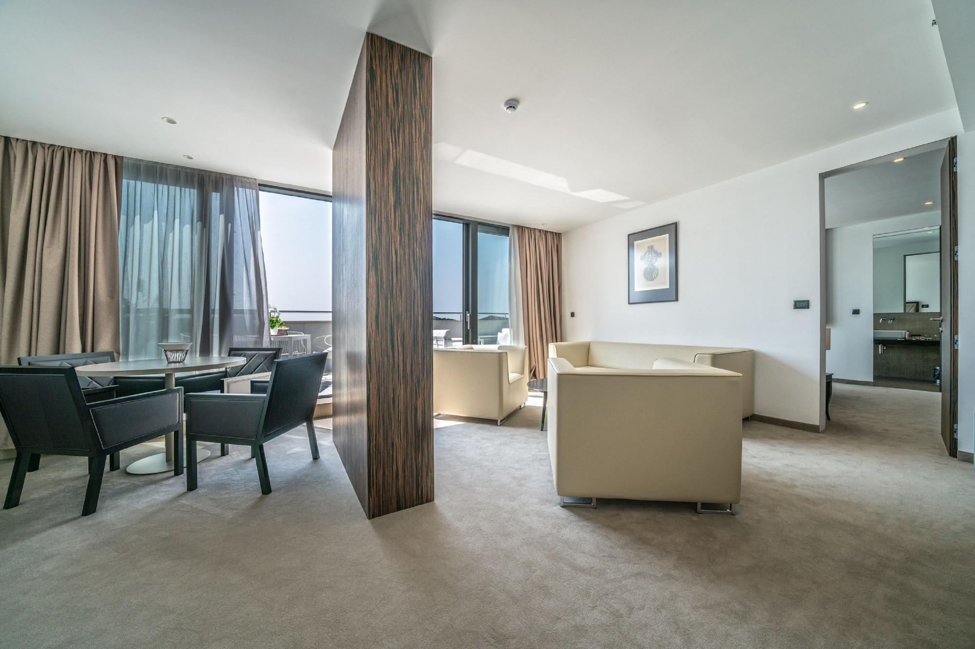 Bellevue Superior City Hotel Šibenik Dış mekan fotoğraf