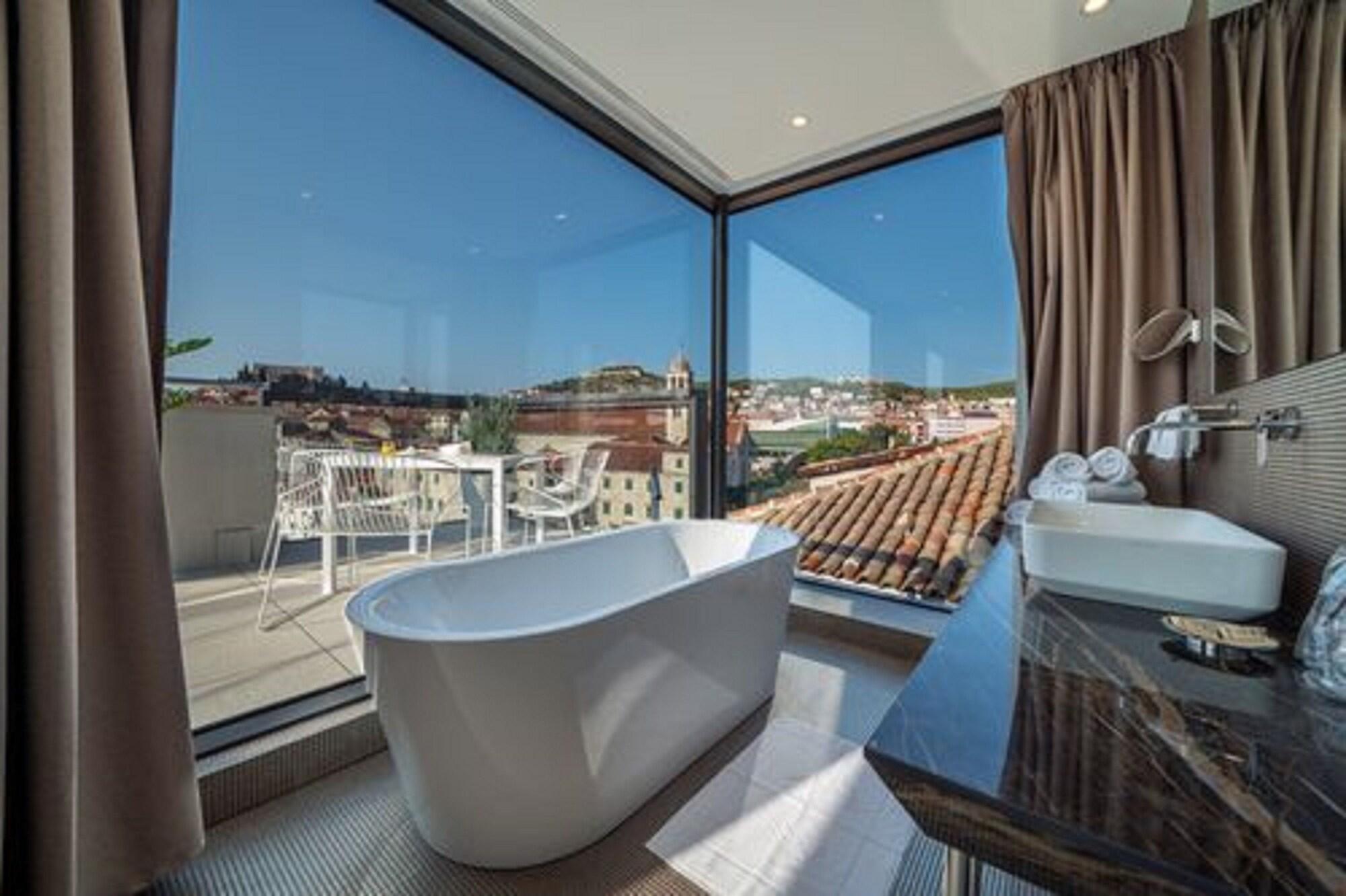 Bellevue Superior City Hotel Šibenik Dış mekan fotoğraf